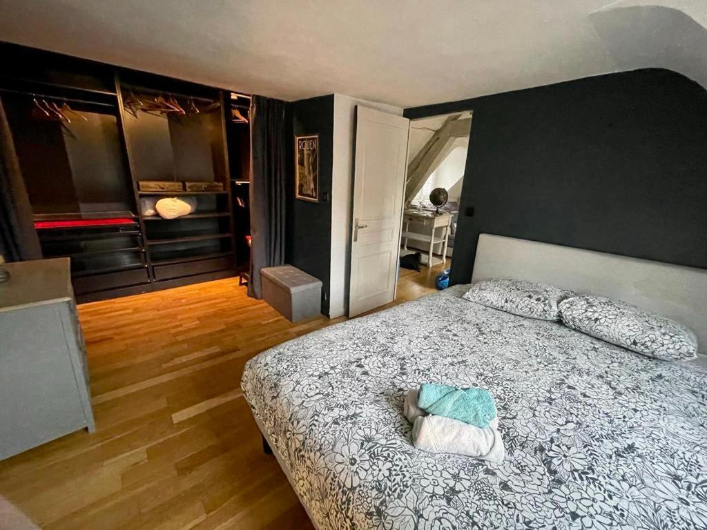 Sous Les Clochers De Rouen - Spacieux Logement Экстерьер фото