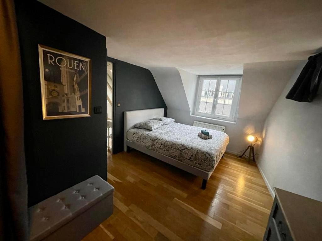 Sous Les Clochers De Rouen - Spacieux Logement Экстерьер фото